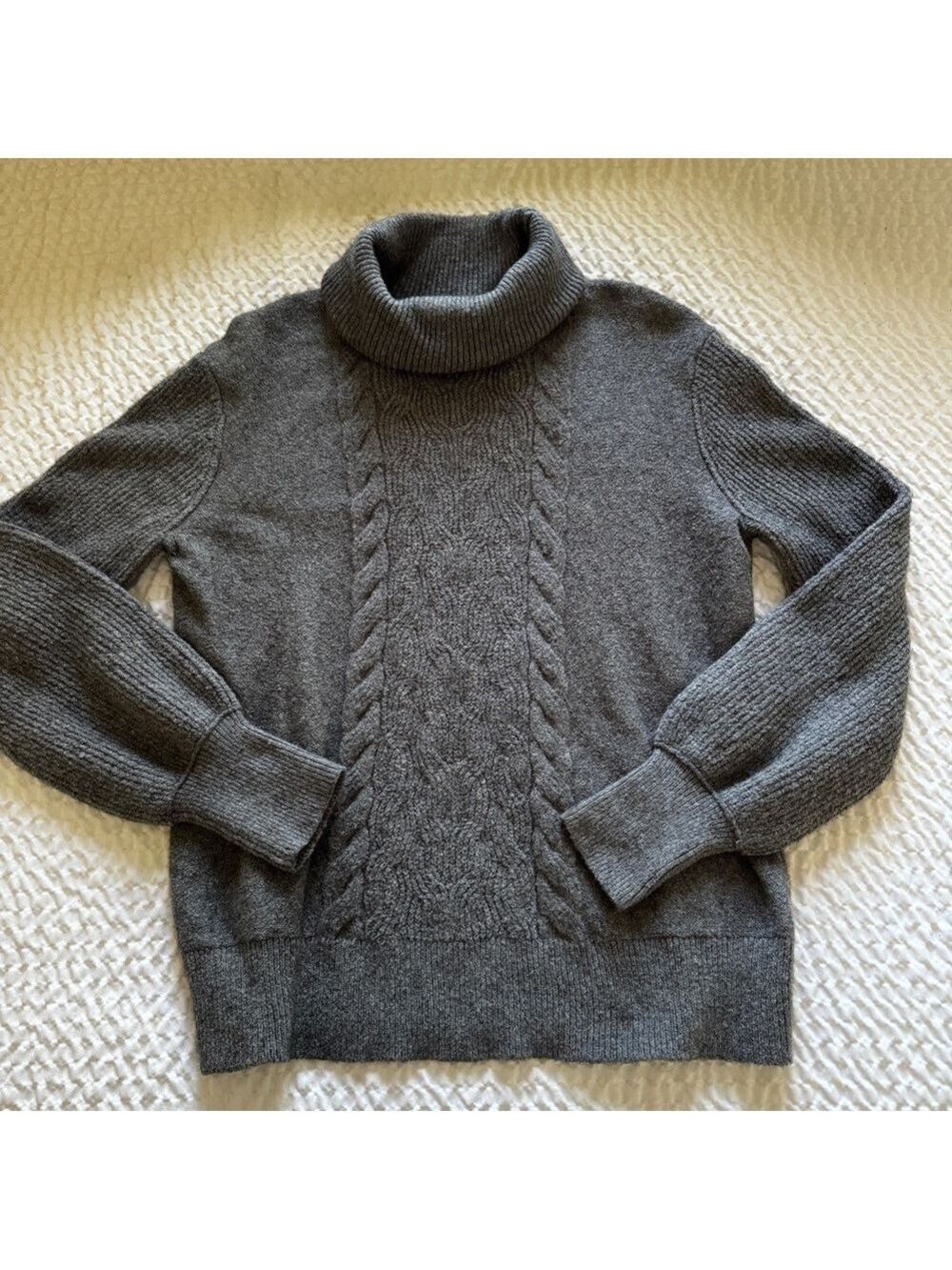 Caslon Heathered Gray Cable Knit Turtleneck Sweater, S - Picture 4 of 9